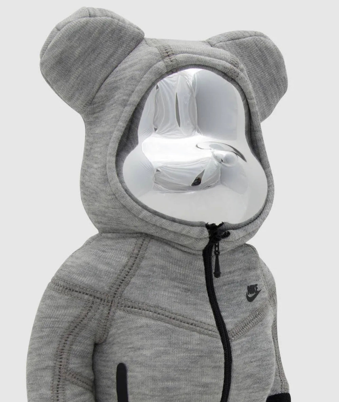 MEDICOM TOY X NIKE TECH FLEECE 100% + 400% BE@RBRICK SET